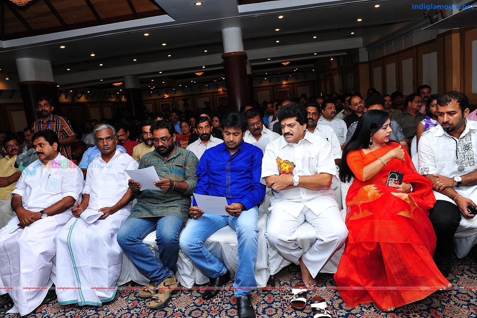 Ardhanari Movie Pooja Event hd photo