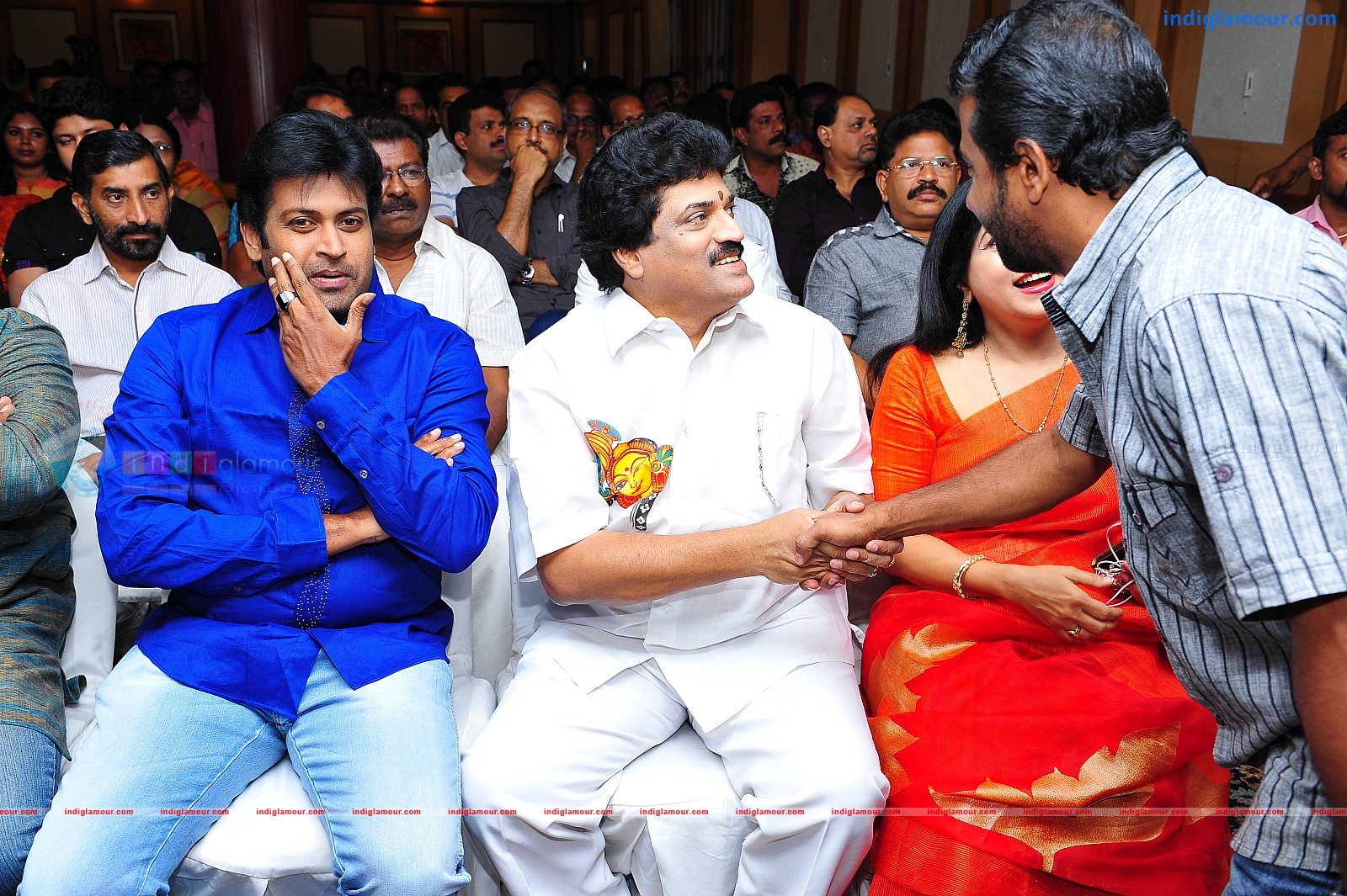 Ardhanari Movie Pooja Event hd photo