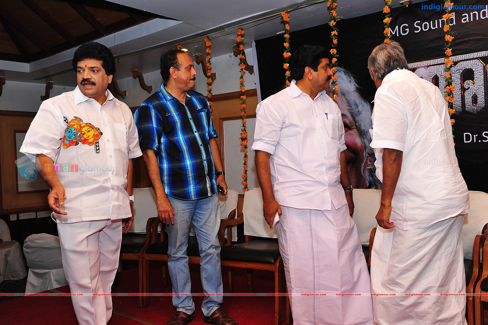 Ardhanari Movie Pooja Event hd photo