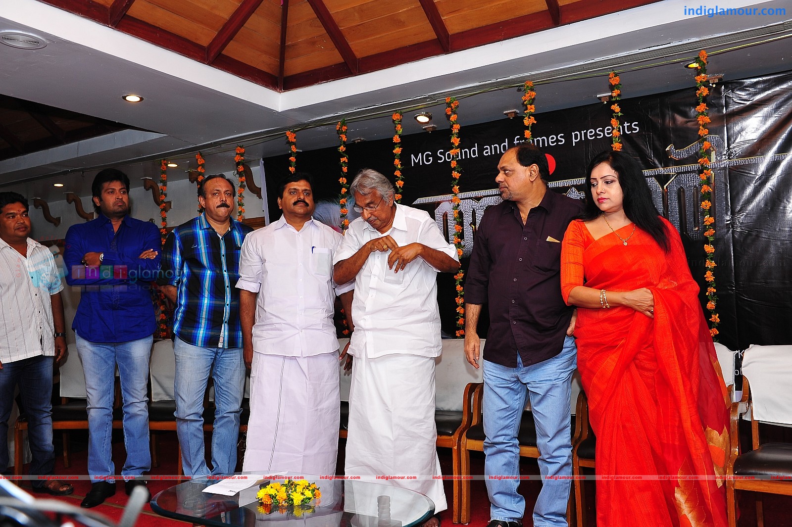 Ardhanari Movie Pooja Event hd photo