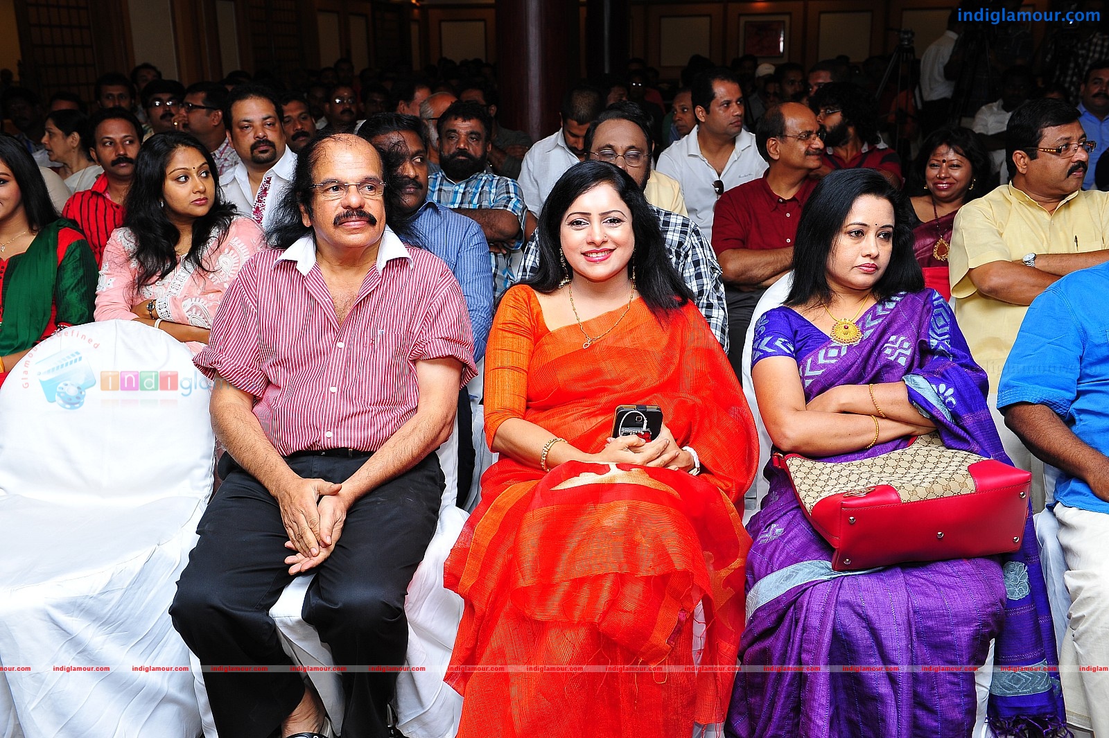 Ardhanari Movie Pooja Event hd photo