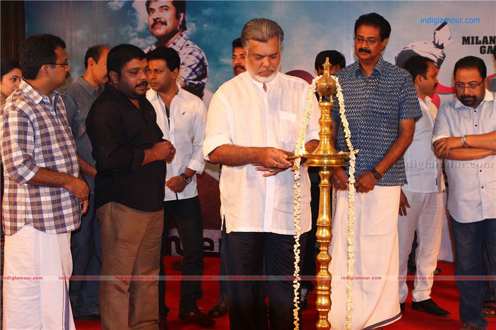 Thappana movie pooja Event hd photo