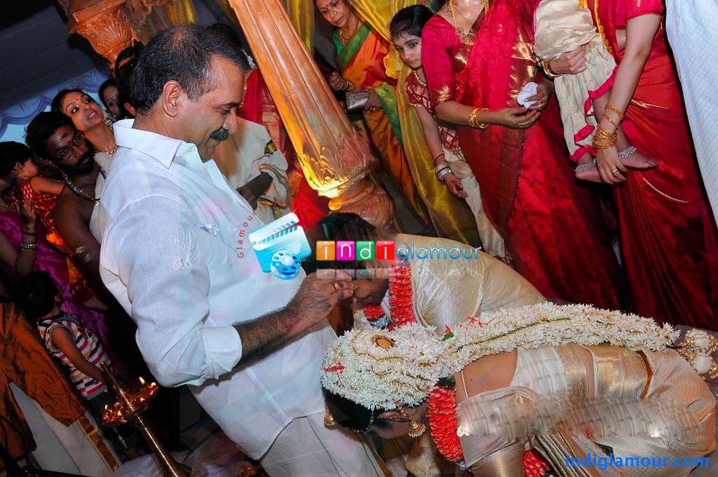 Samvritha Sunil Marriage Photos Event hd photo
