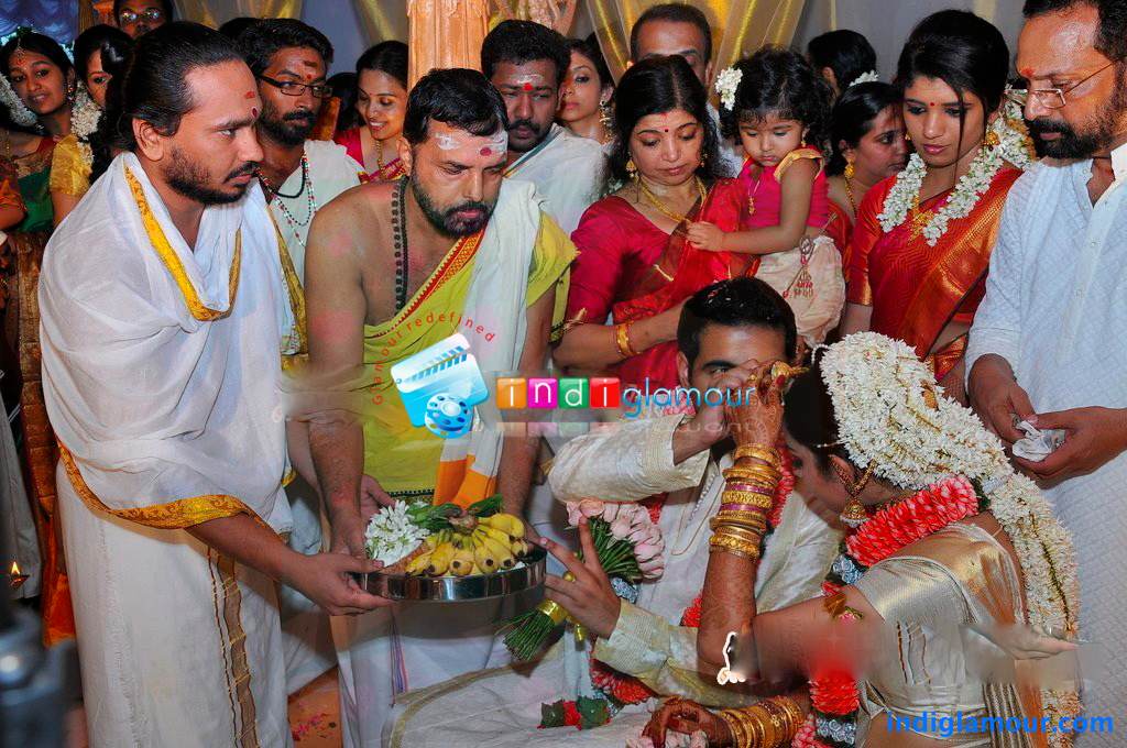 Samvritha Sunil Marriage Photos Event hd photo