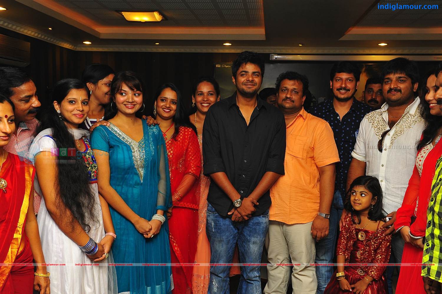Enne Onnu Parayamo Movie Pooja Photos Event hd photo