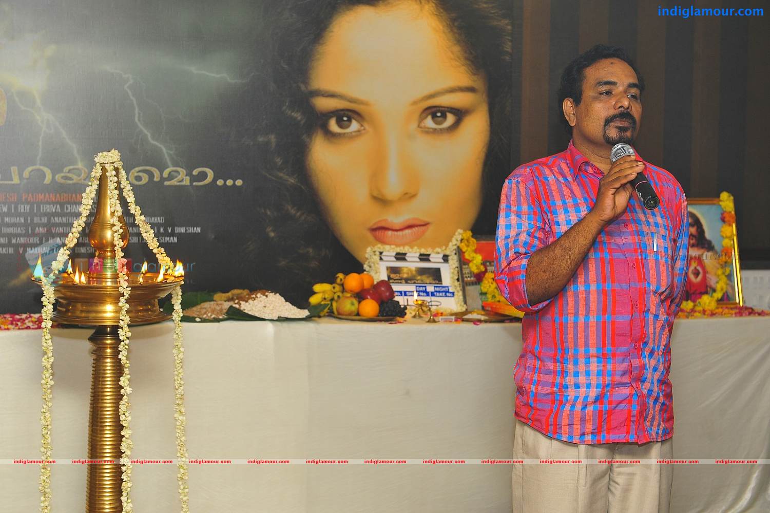 Enne Onnu Parayamo Movie Pooja Photos Event hd photo