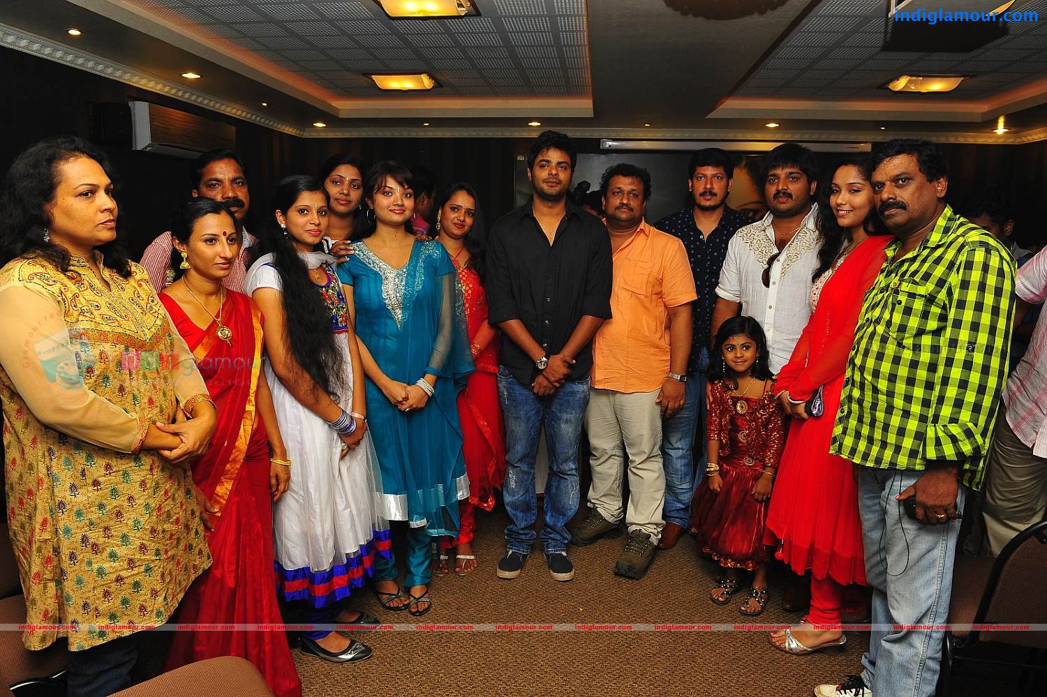 Enne Onnu Parayamo Movie Pooja Photos Event hd photo