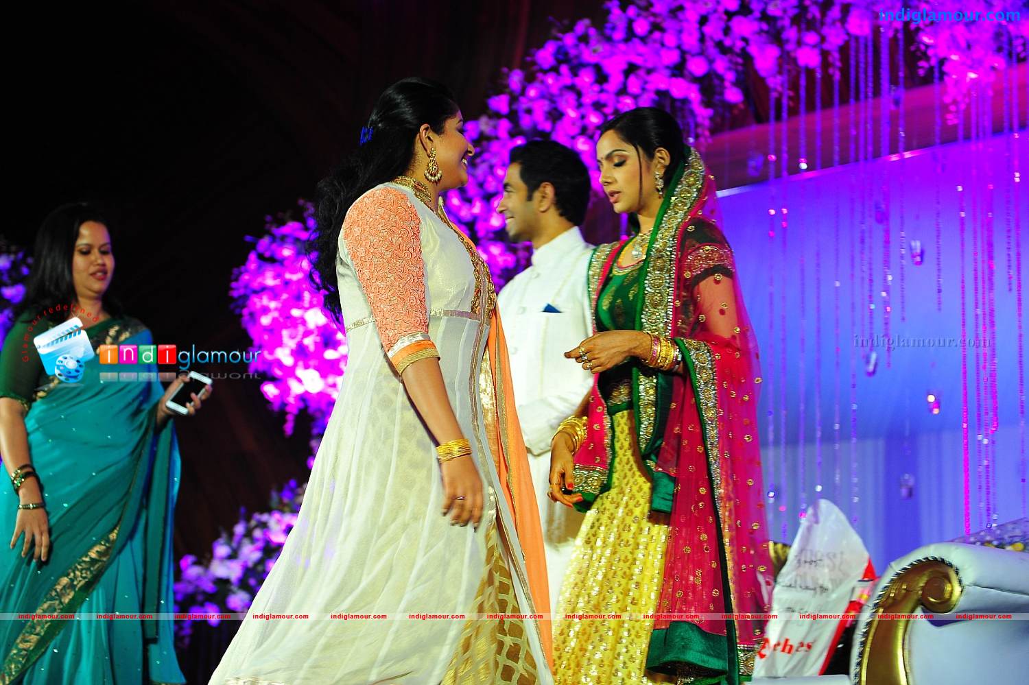 Samvritha Sunil Reception Event hd photo