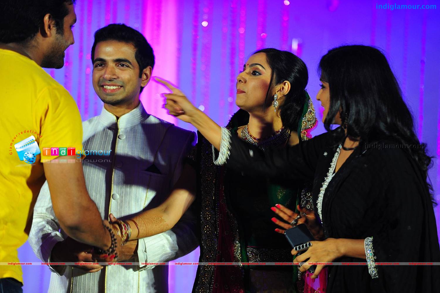 Samvritha Sunil Reception Event hd photo