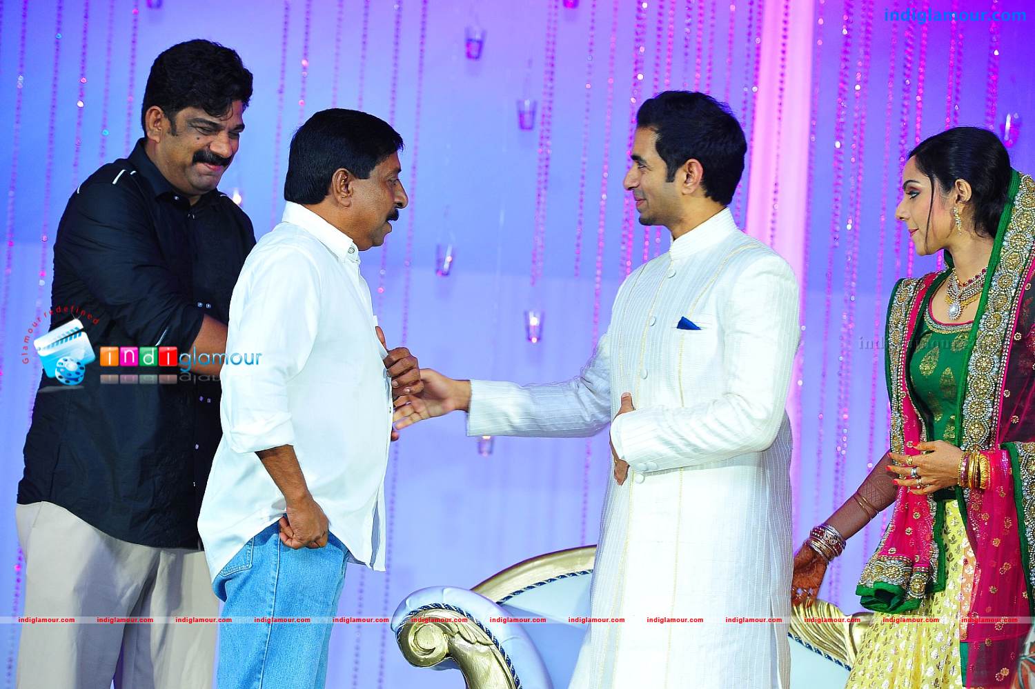 Samvritha Sunil Reception Event hd photo
