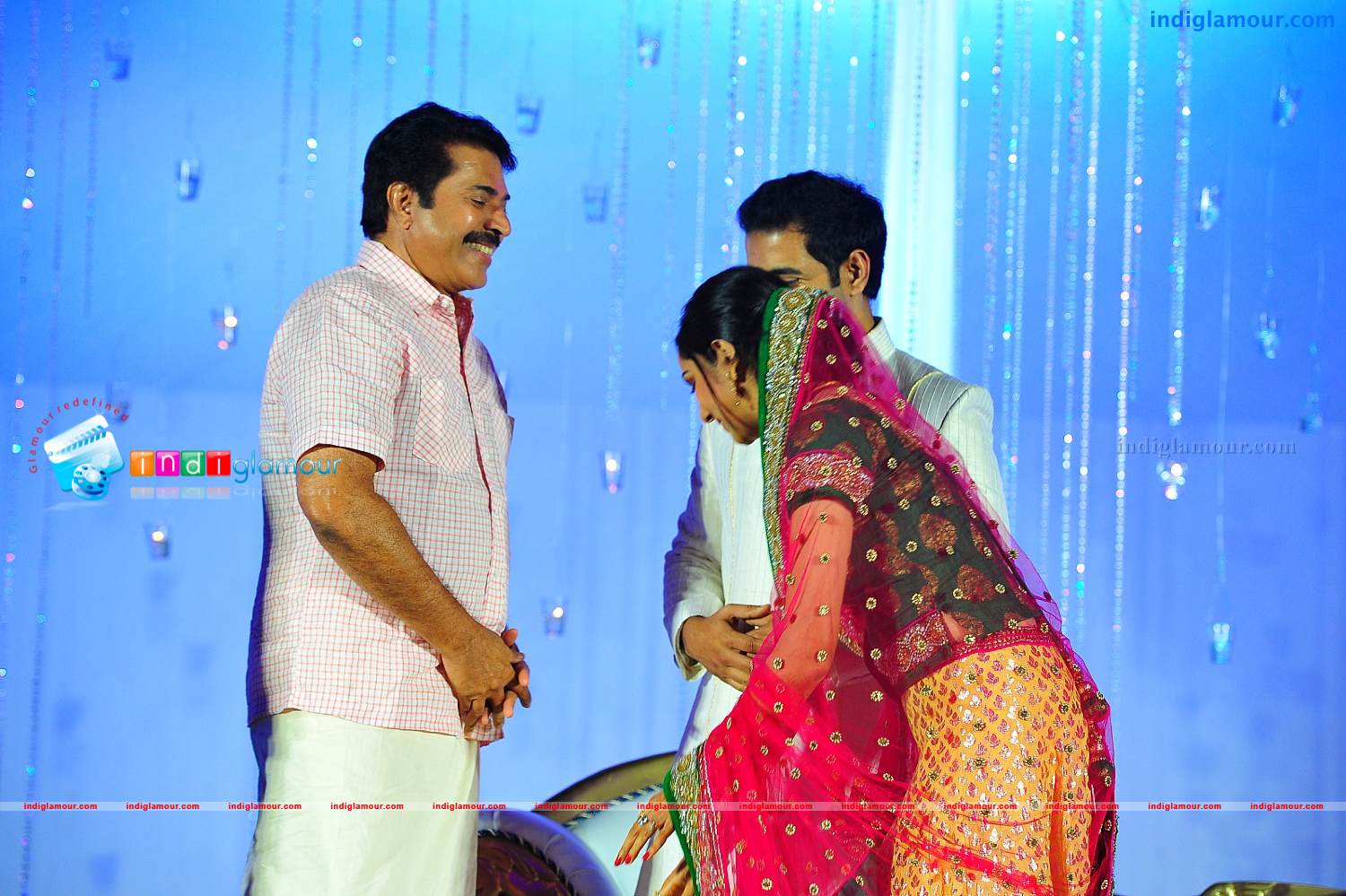 Samvritha Sunil Reception Event hd photo