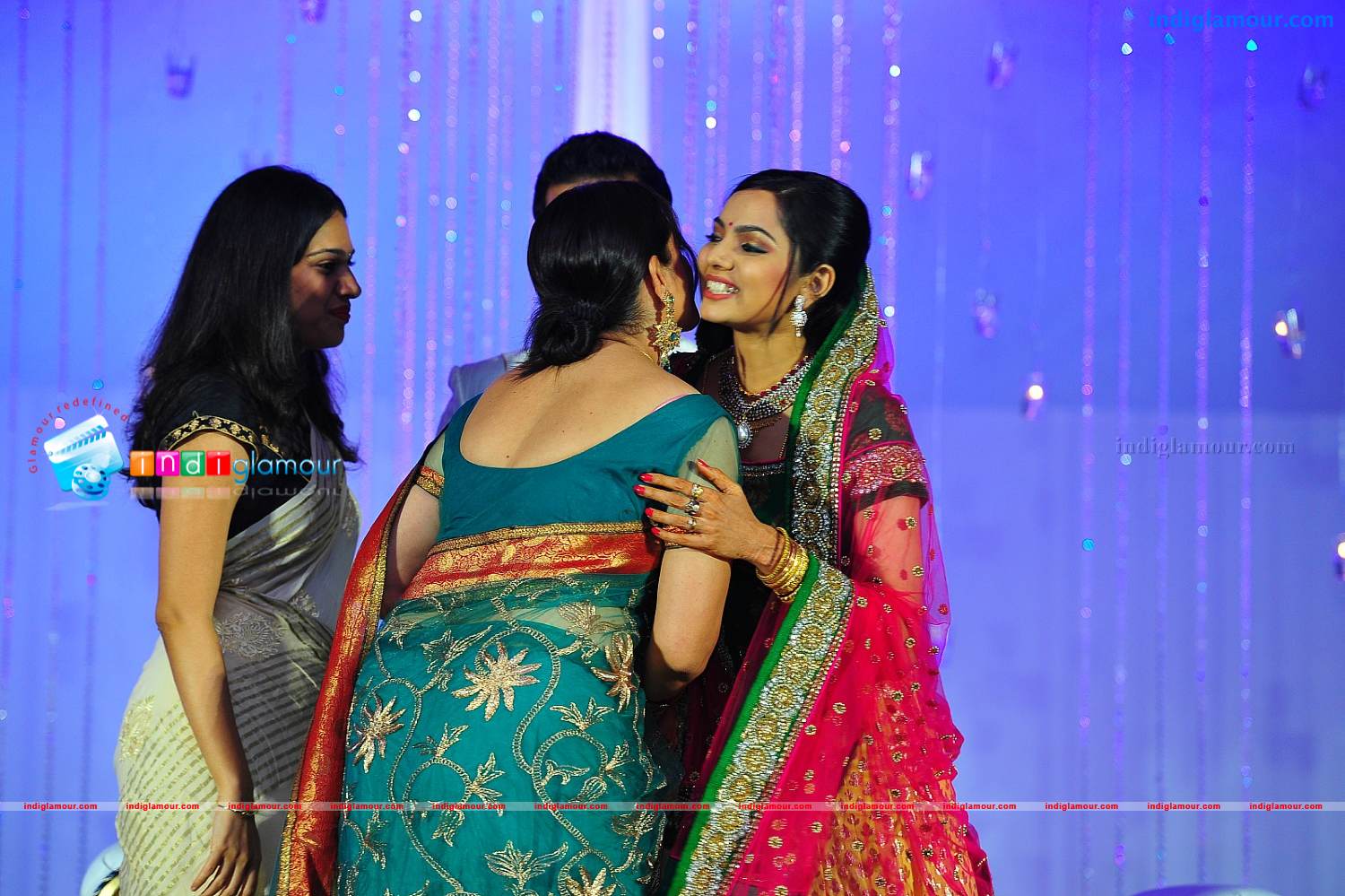 Samvritha Sunil Reception Event hd photo