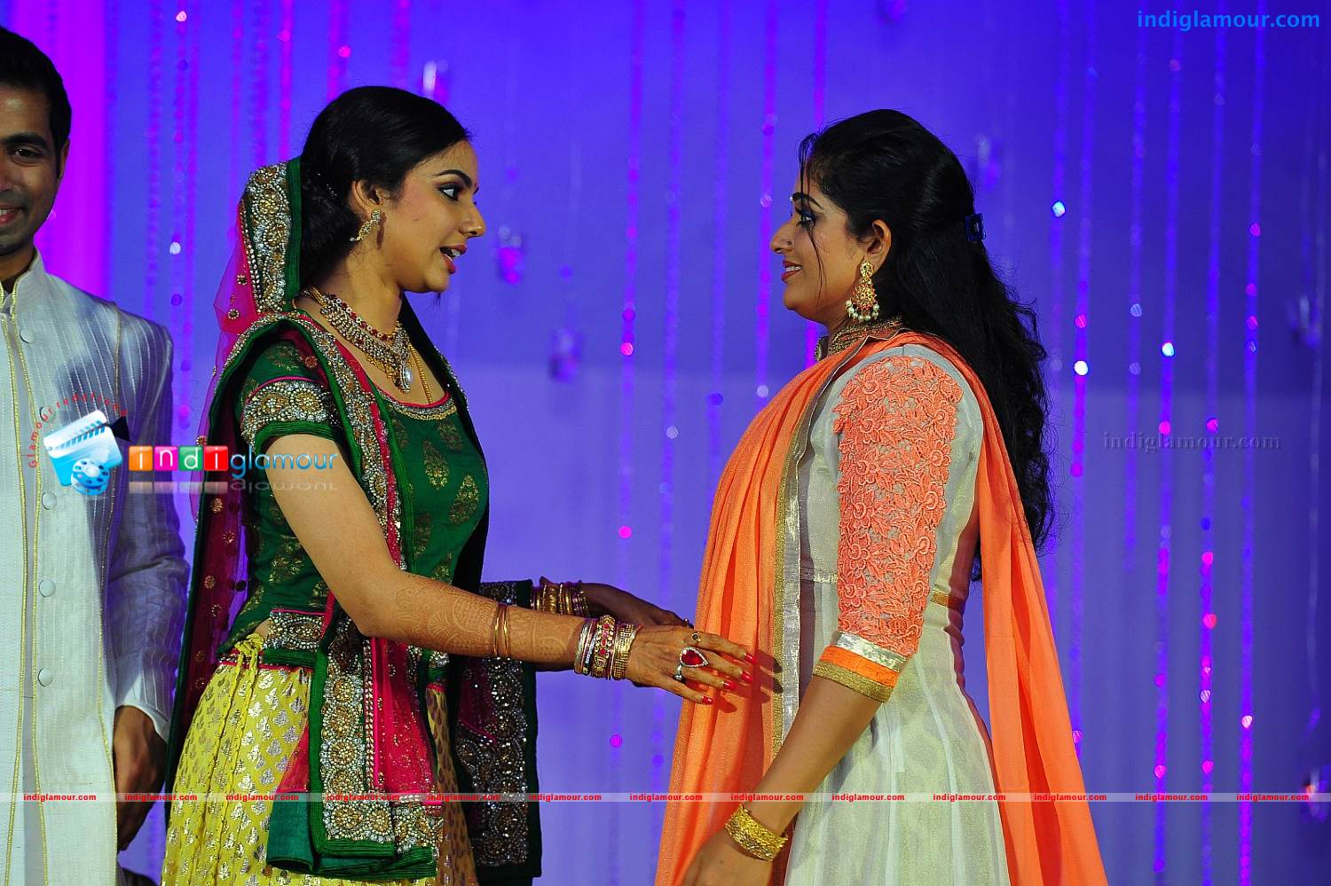 Samvritha Sunil Reception Event hd photo