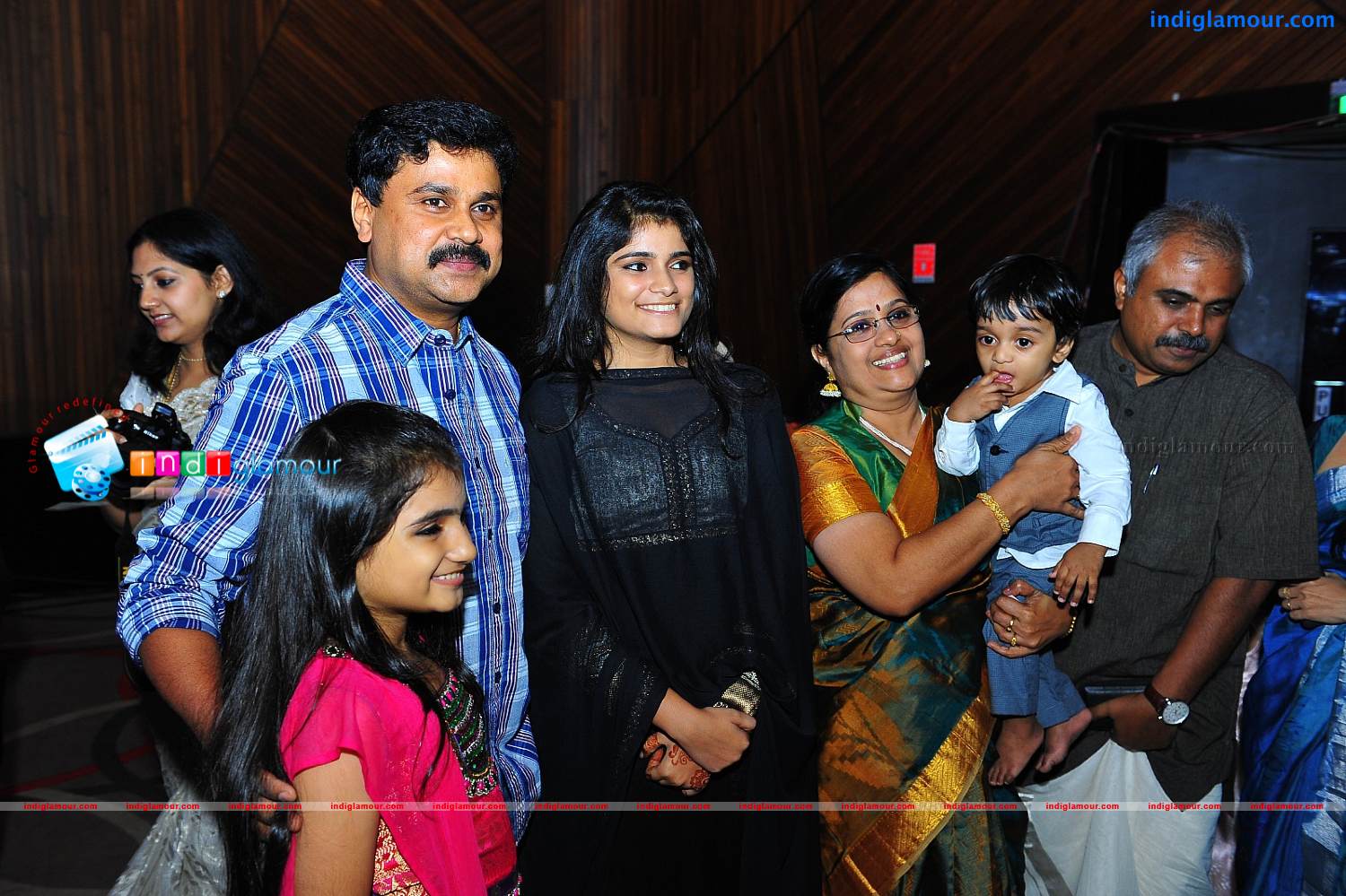 Samvritha Sunil Reception Event hd photo
