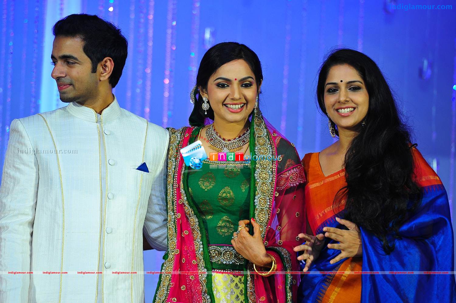 Samvritha Sunil Reception Photos Event hd photo