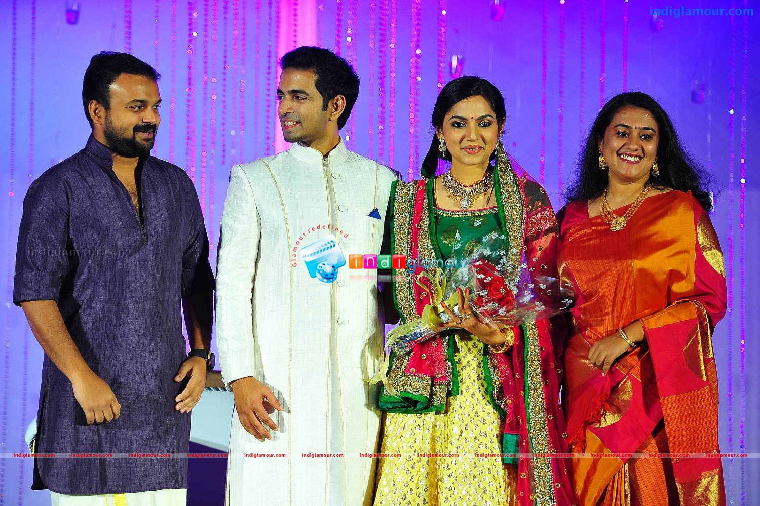 Samvritha Sunil Reception Photos Event hd photo
