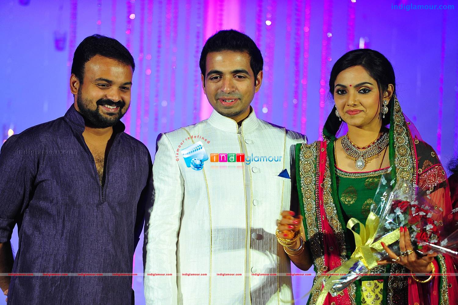 Samvritha Sunil Reception Photos Event hd photo