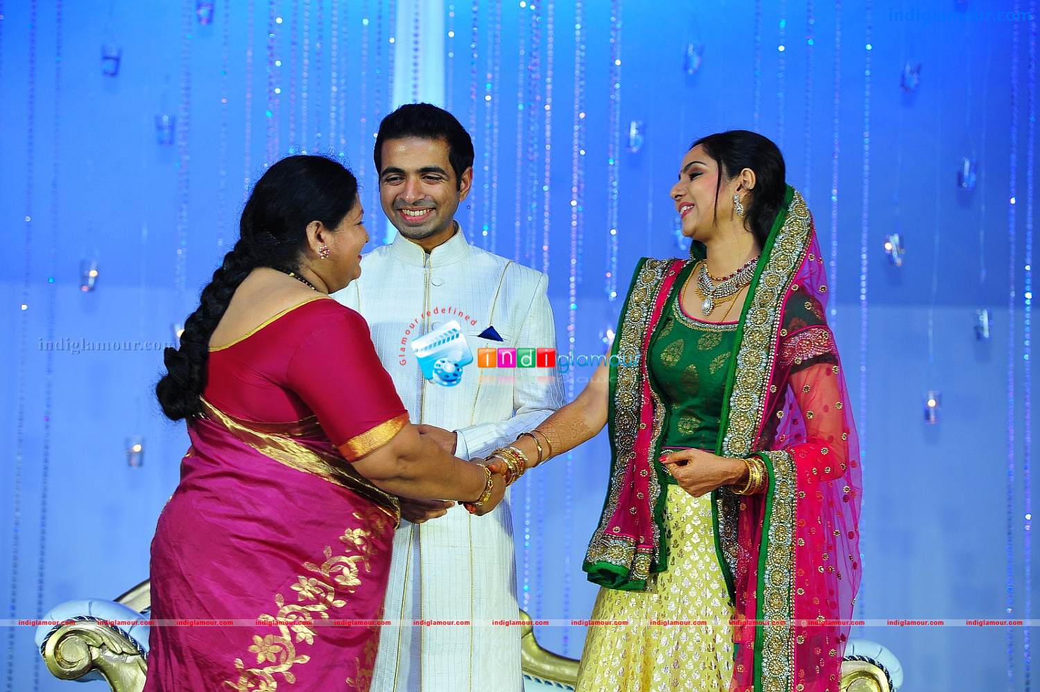 samvritha sunil marriage reception album