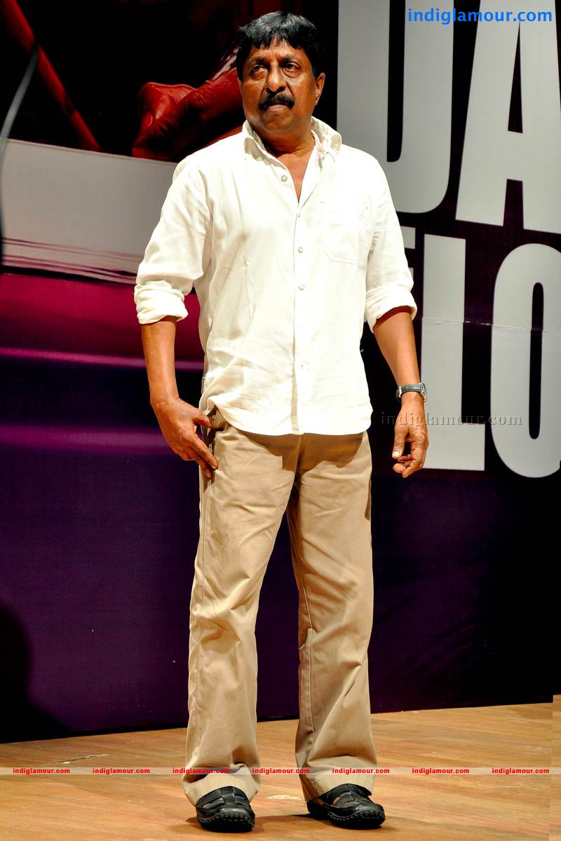 Thattathin Marayathu 100 Days Celebration Event hd photo
