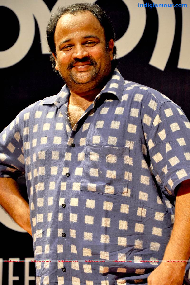 Thattathin Marayathu 100 Days Celebration Event hd photo