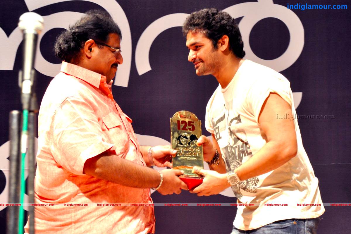 Thattathin Marayathu 100 Days Celebration Event hd photo