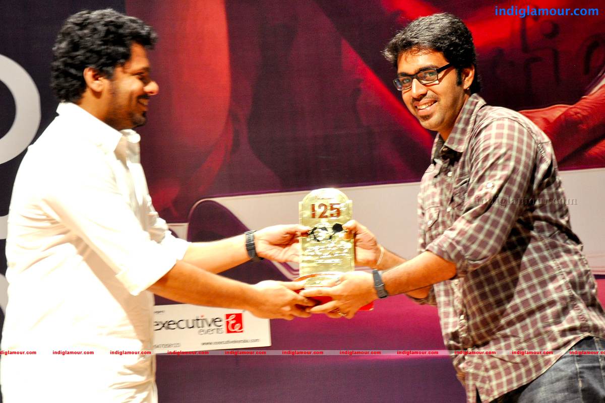 Thattathin Marayathu 100 Days Celebration Event hd photo