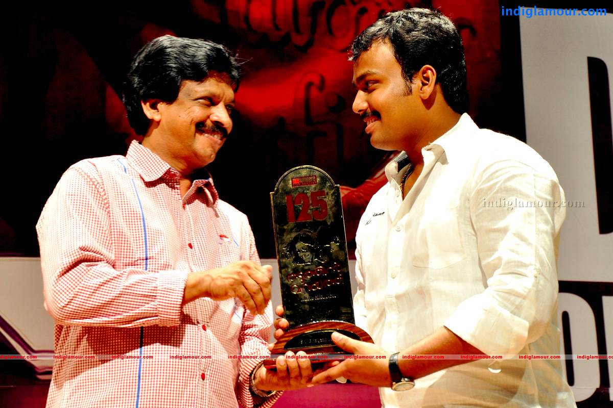 Thattathin Marayathu 100 Days Celebration Event hd photo