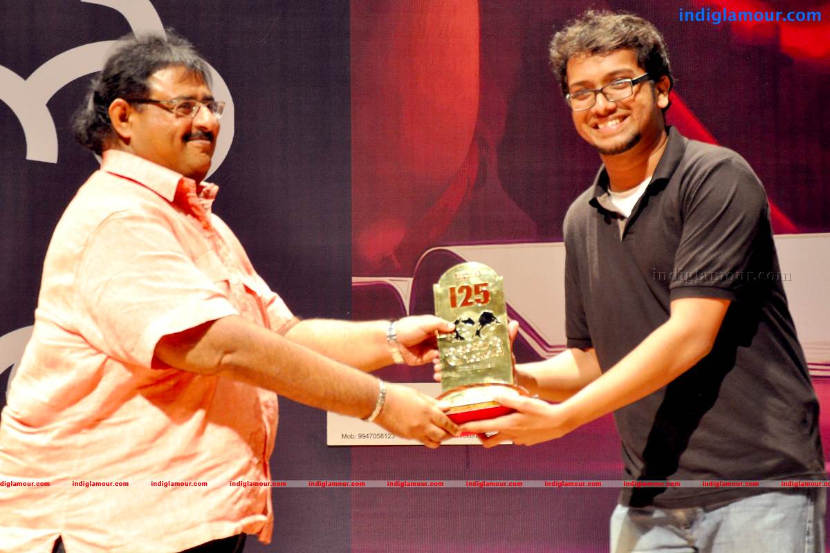 Thattathin Marayathu 100 Days Celebration Event hd photo