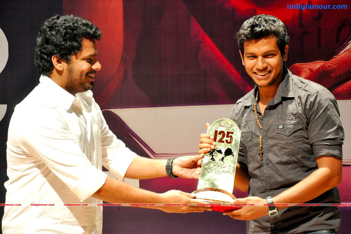 Thattathin Marayathu 100 Days Celebration Event hd photo
