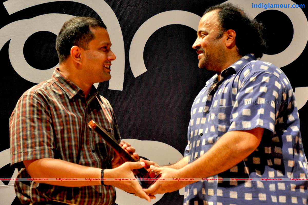 Thattathin Marayathu 100 Days Celebration Event hd photo