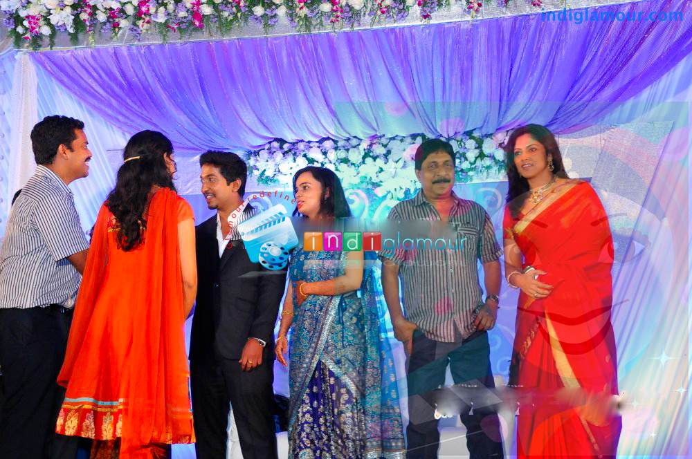 Vineeth Sreenivasan Reception Photos,Wedding Reception Photos Event hd photo