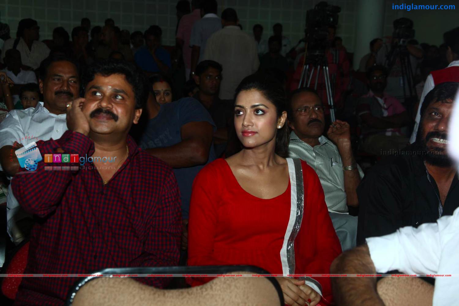 My Boss Trailer Release Stills Event hd photo