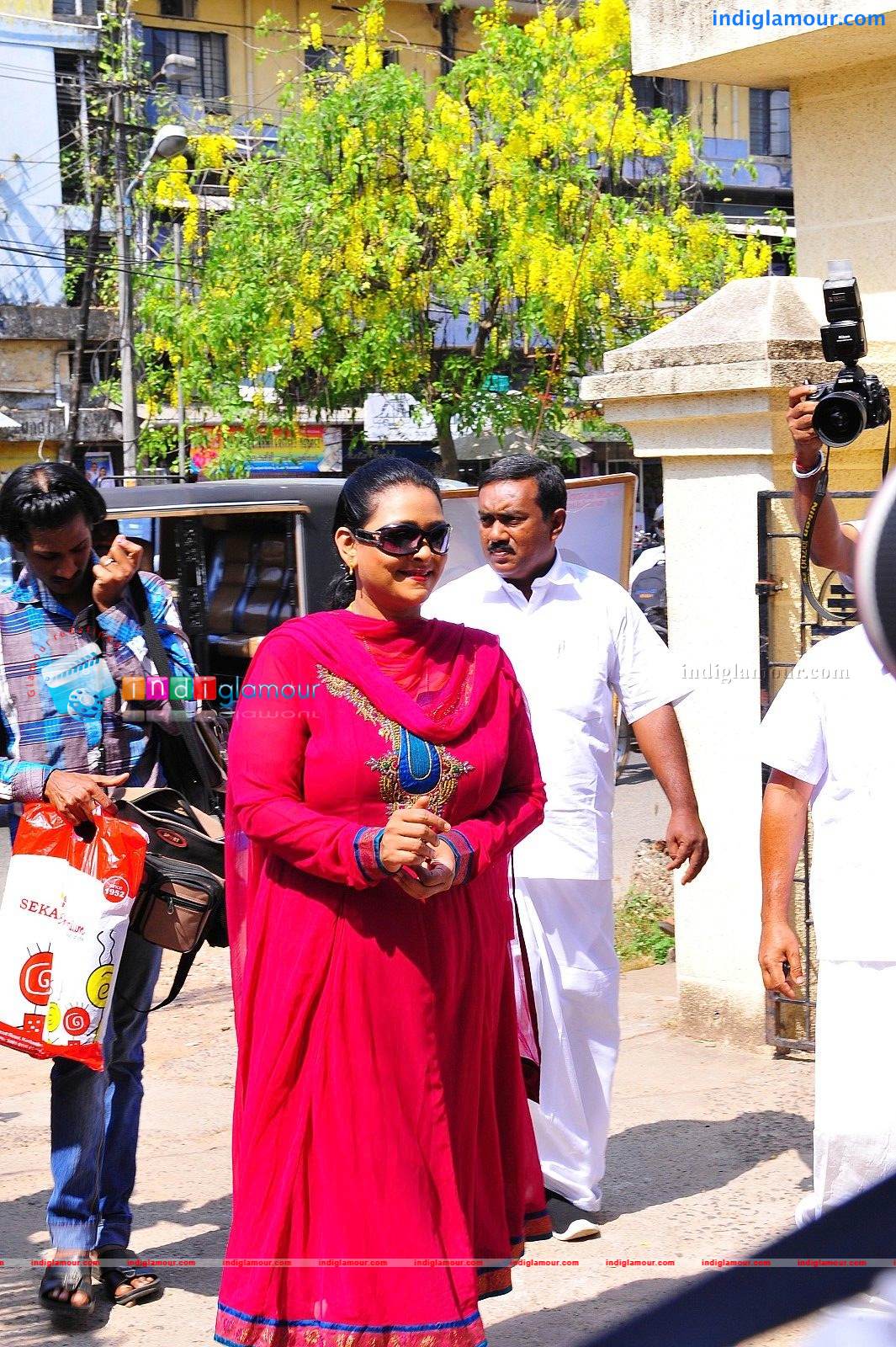Neelakurinji Poothu Movie Pooja Event hd photo