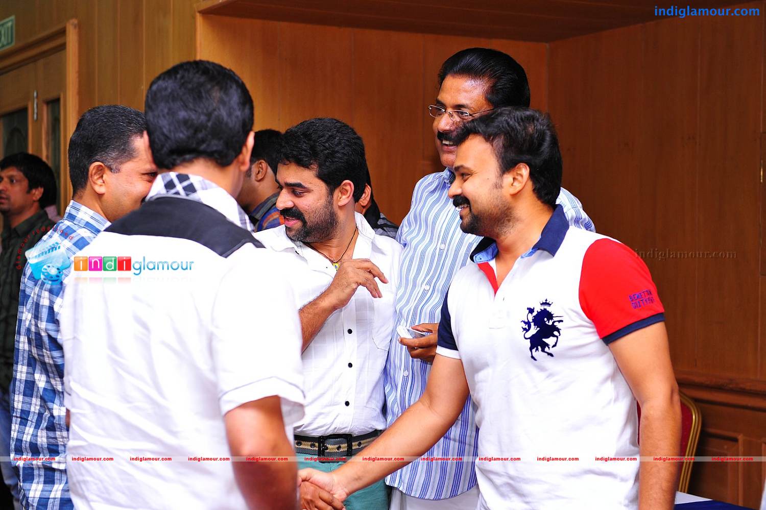 Natholi Oru Cheriya Meenalla Audio Launch Event hd photo