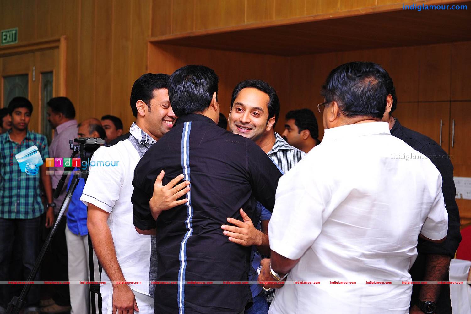Natholi Oru Cheriya Meenalla Audio Launch Event hd photo