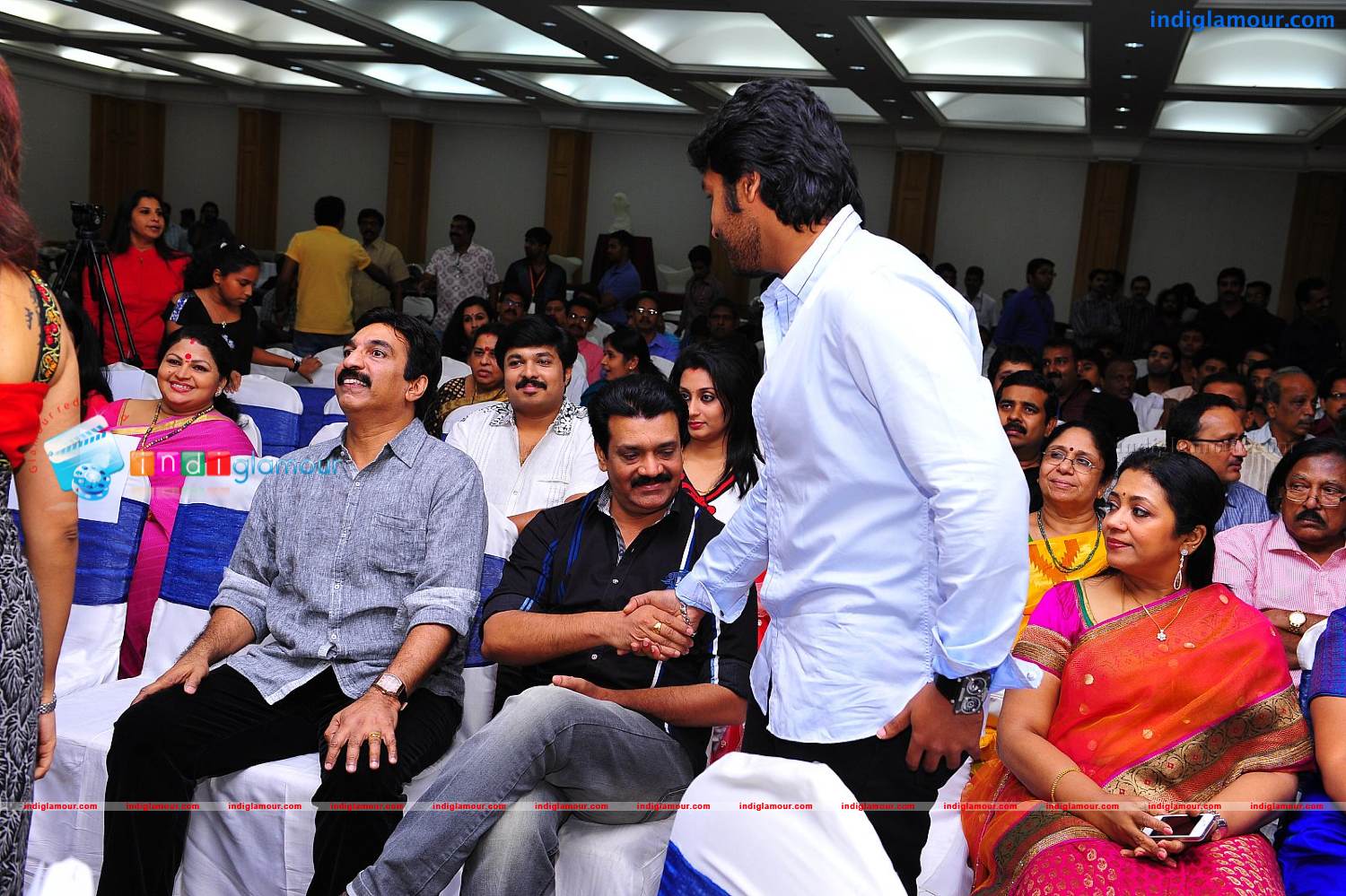 Natholi Oru Cheriya Meenalla Audio Launch Event hd photo