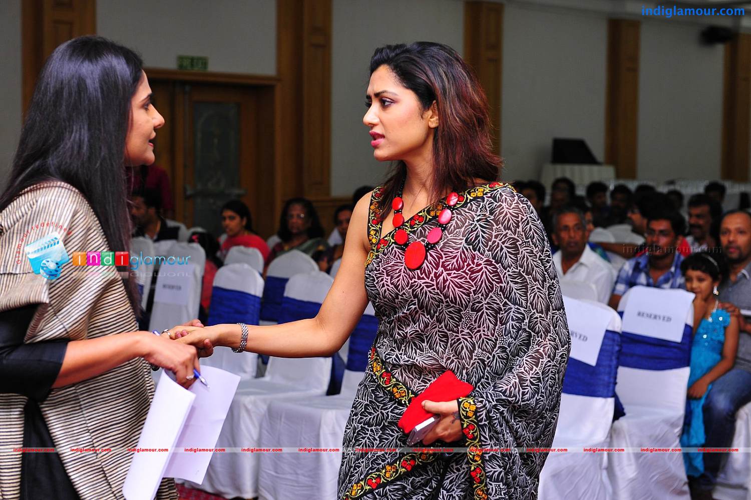 Natholi Oru Cheriya Meenalla Audio Launch Event hd photo