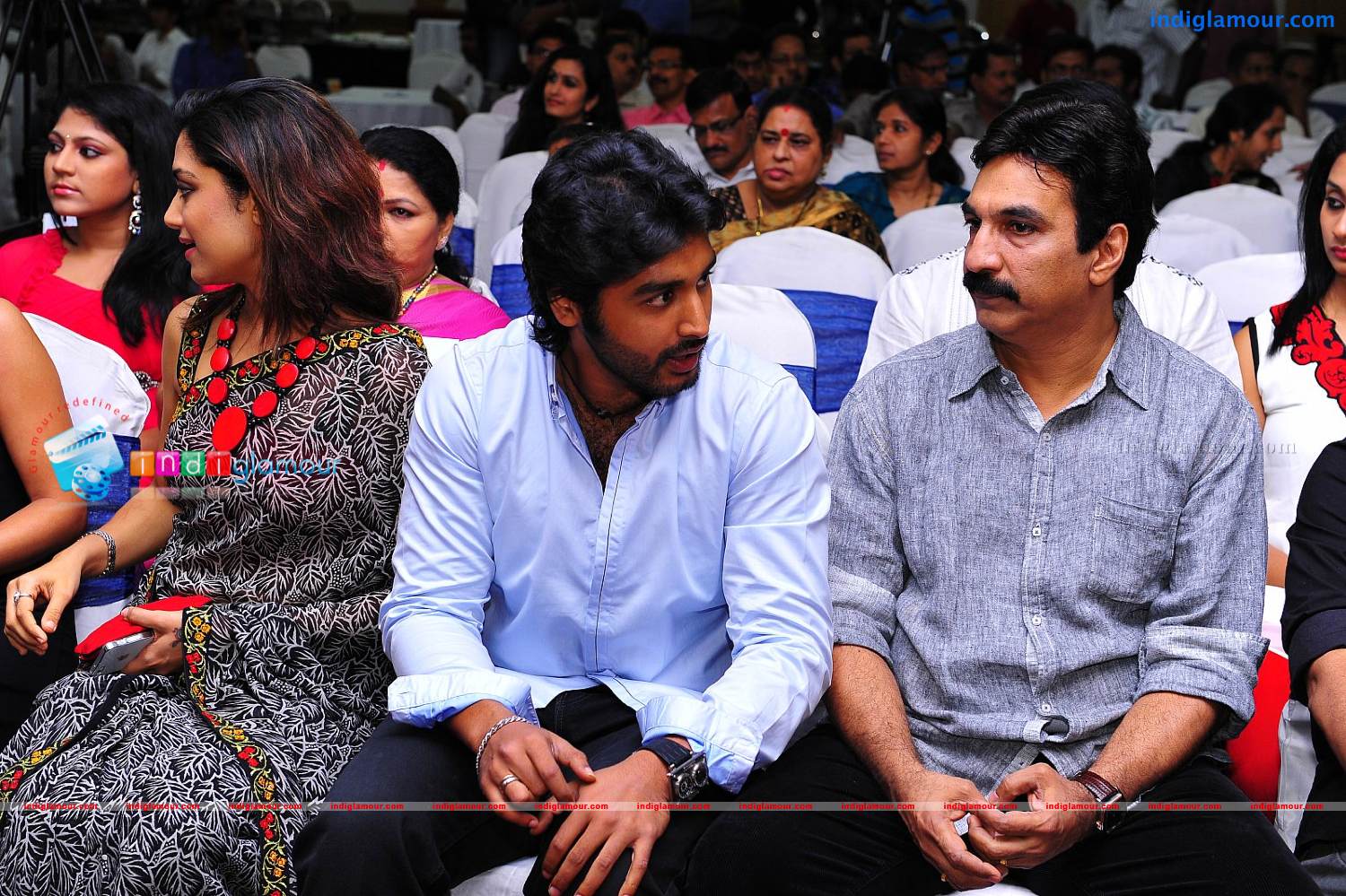 Natholi Oru Cheriya Meenalla Audio Launch Event hd photo