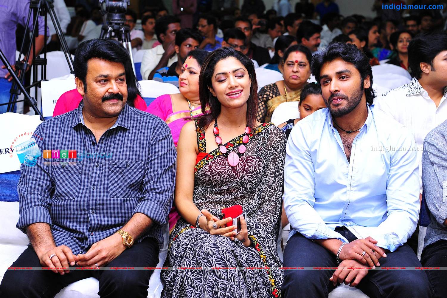 Natholi Oru Cheriya Meenalla Music Lunch Event hd photo