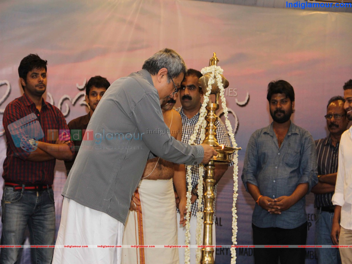 Long Site Movie Pooja Event hd photo