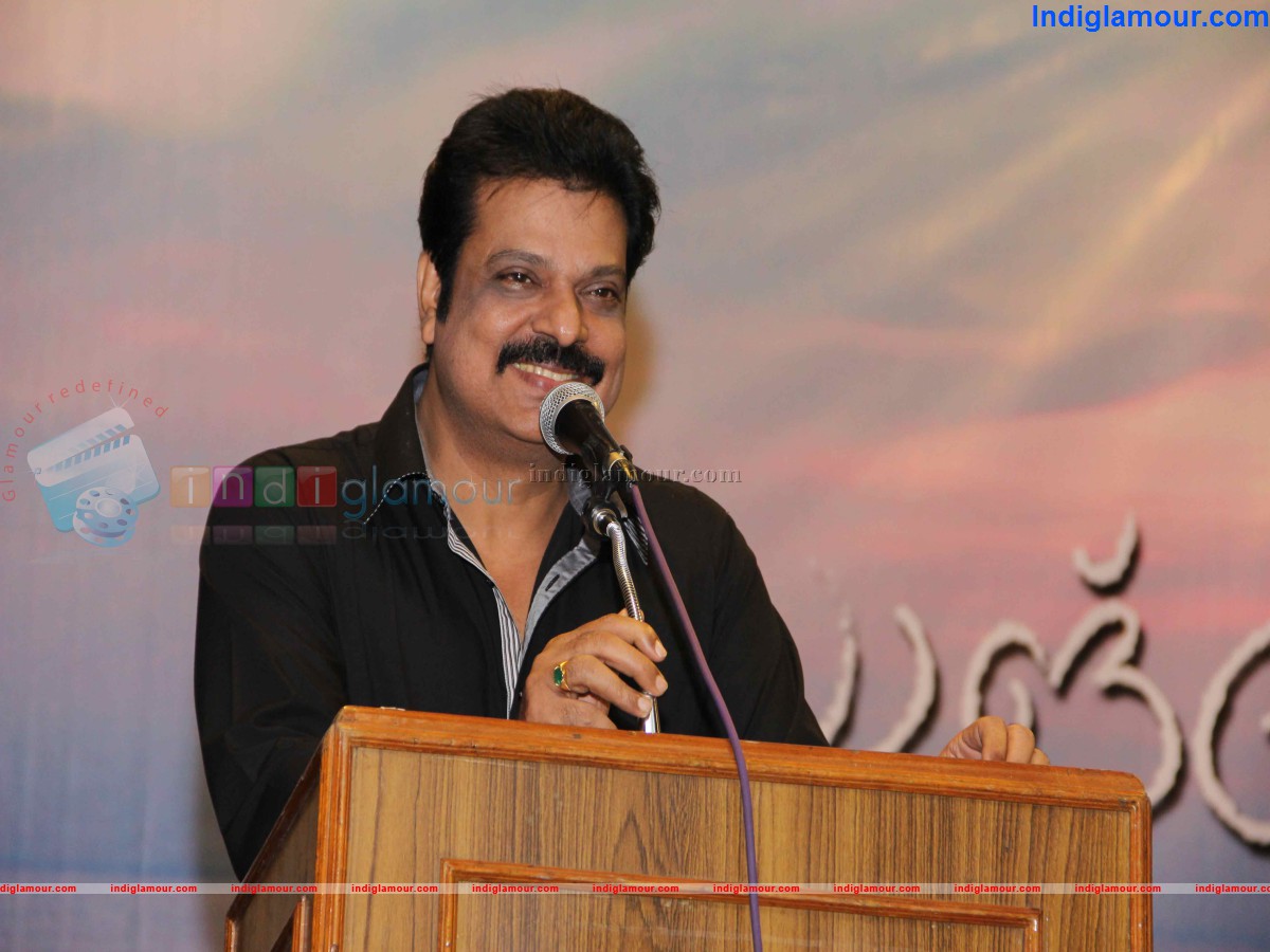 Long Site Movie Pooja Event hd photo
