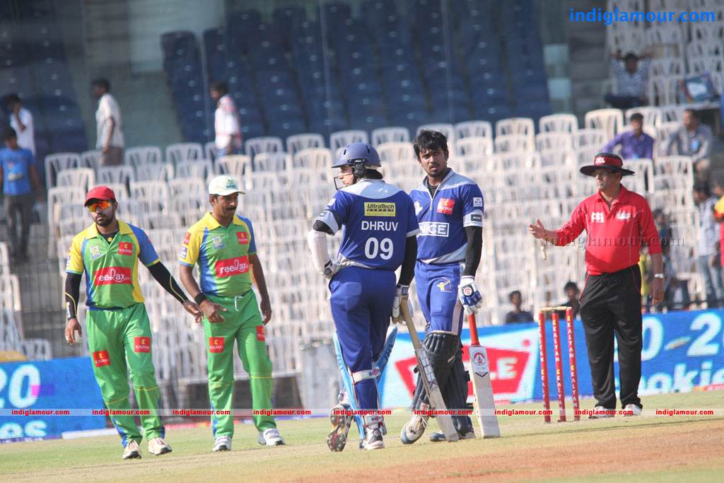 Kerala Strikers Vs Karnataka Bulldozers Match Stills Event hd photo