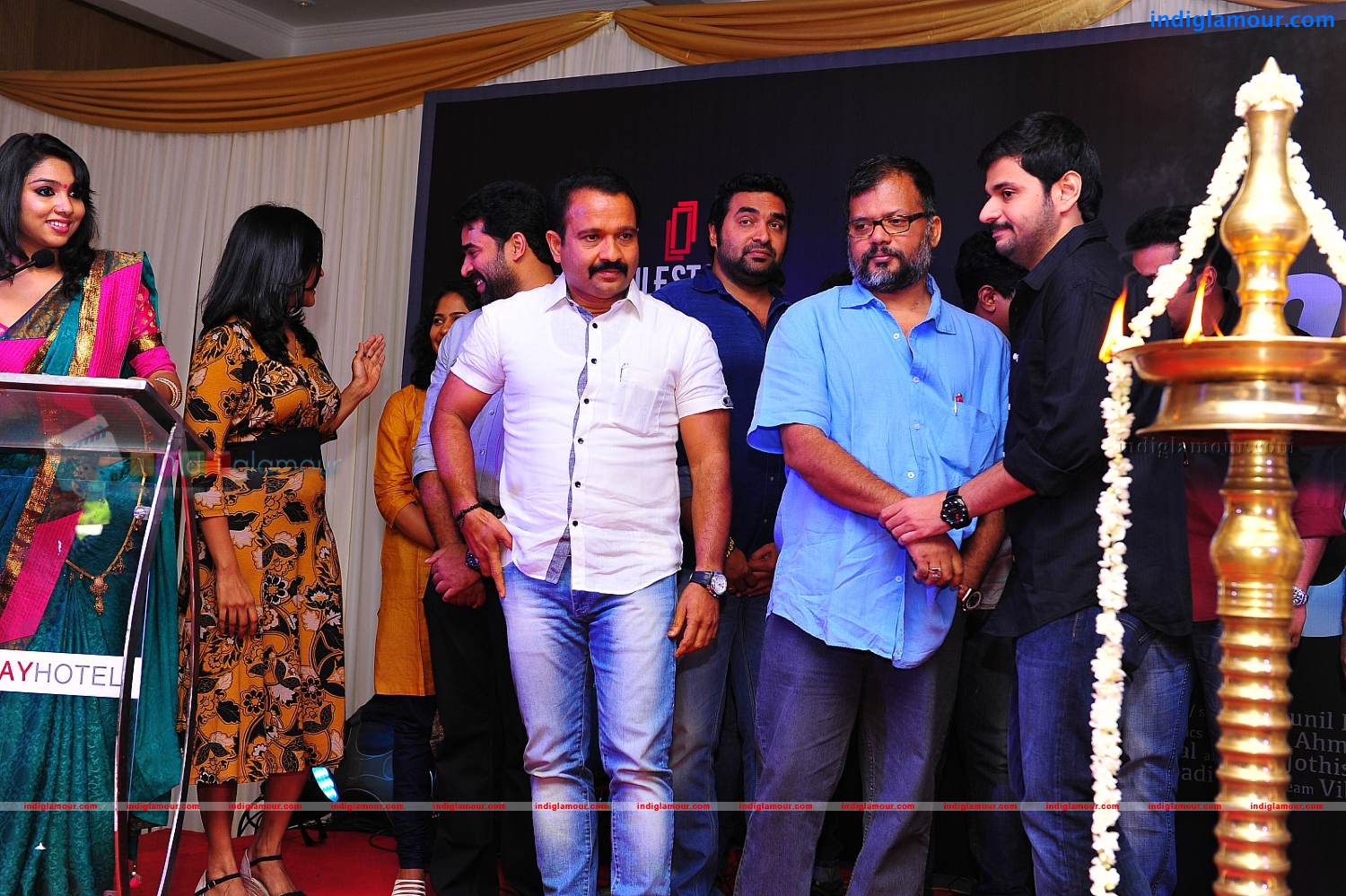 Arikil Oraal Movie Pooja Photos Event hd photo