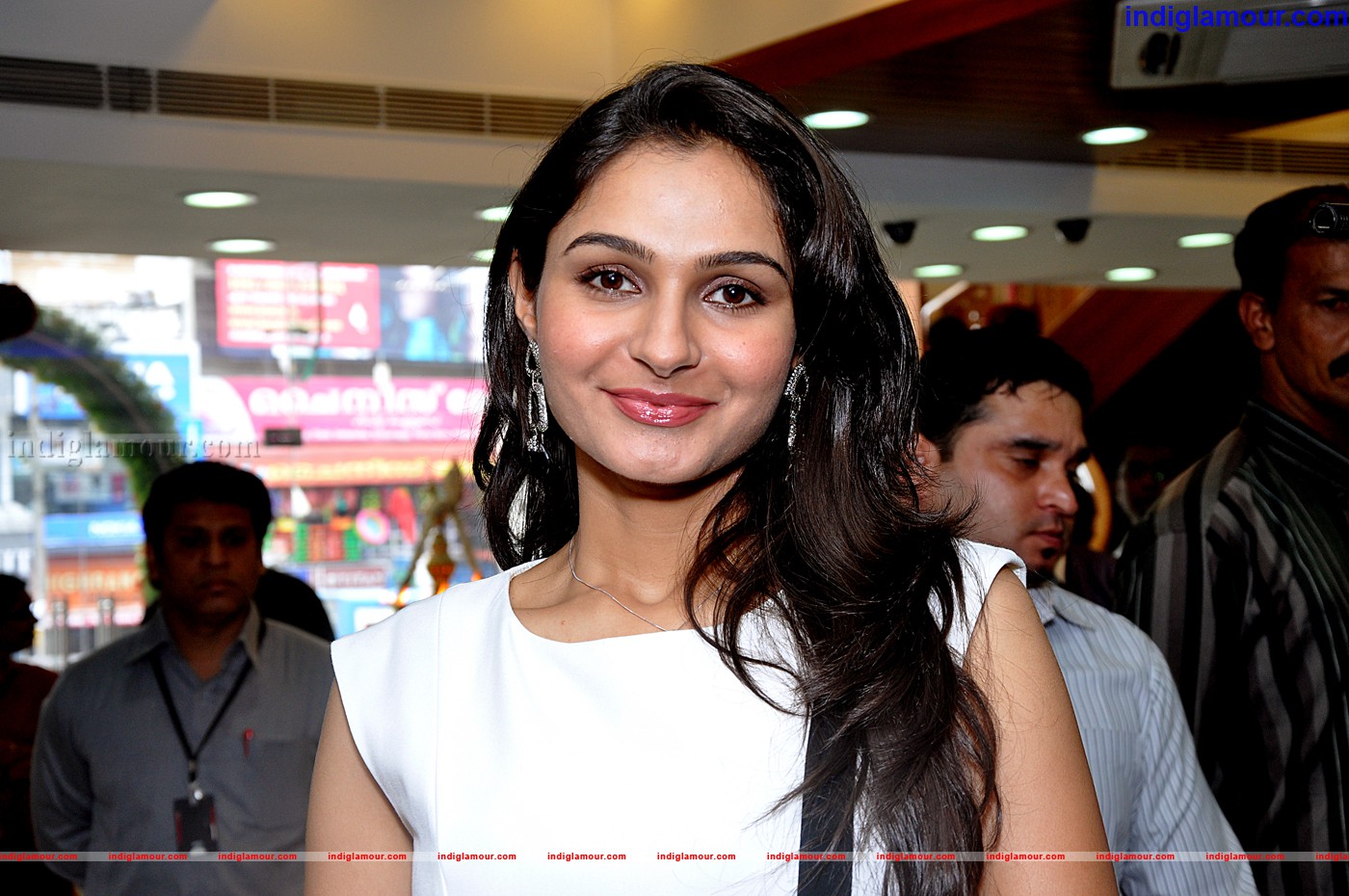 Andrea at Josco Diamond showroom inaguration Trivandrum Event hd photo