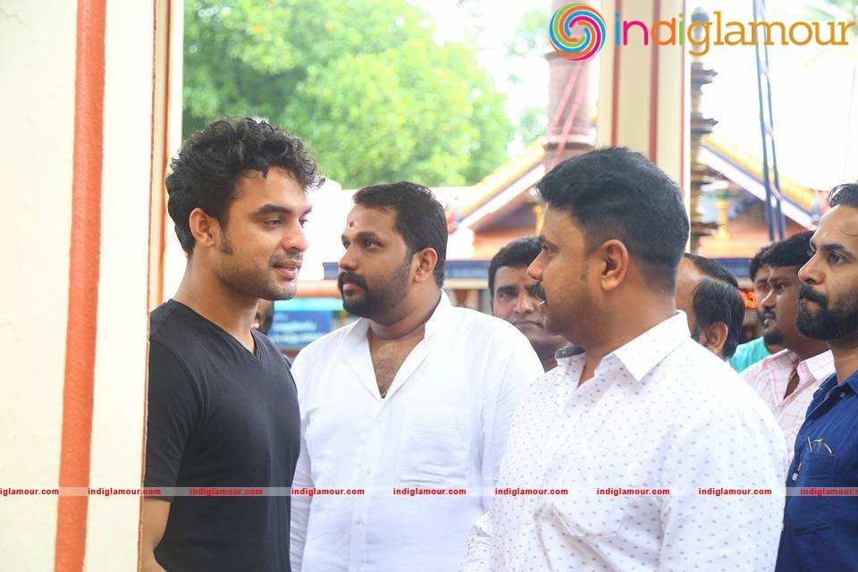 Welcome To Central Jail Moive Pooja Stills Event hd photo