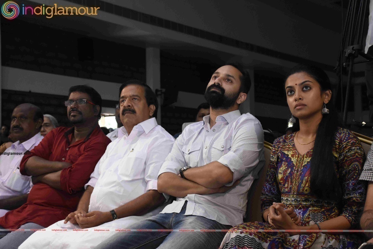Ramesh Chennithala Mayookham 2016 Award Event hd photo