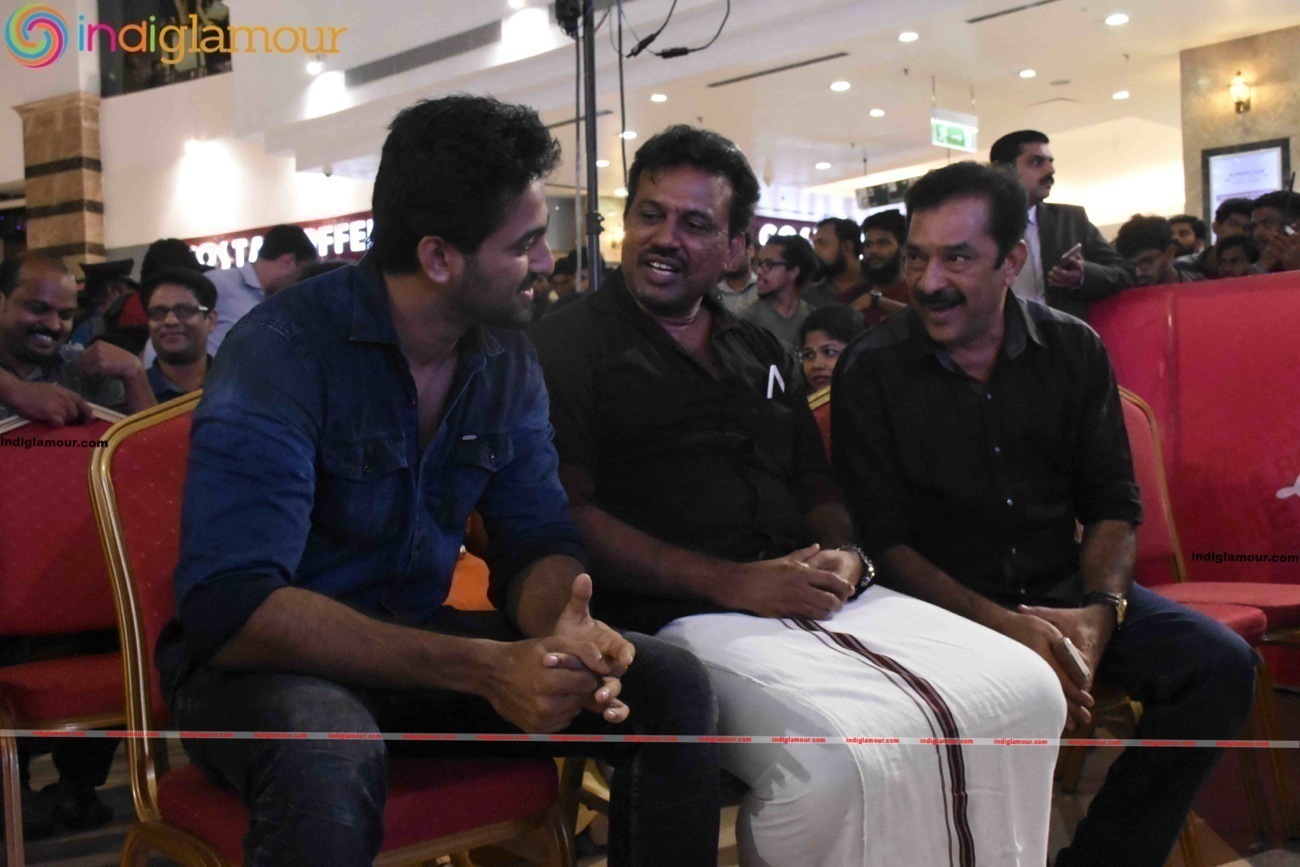 Oru Murai Vandhu Parthaya Audio Launch Event hd photo