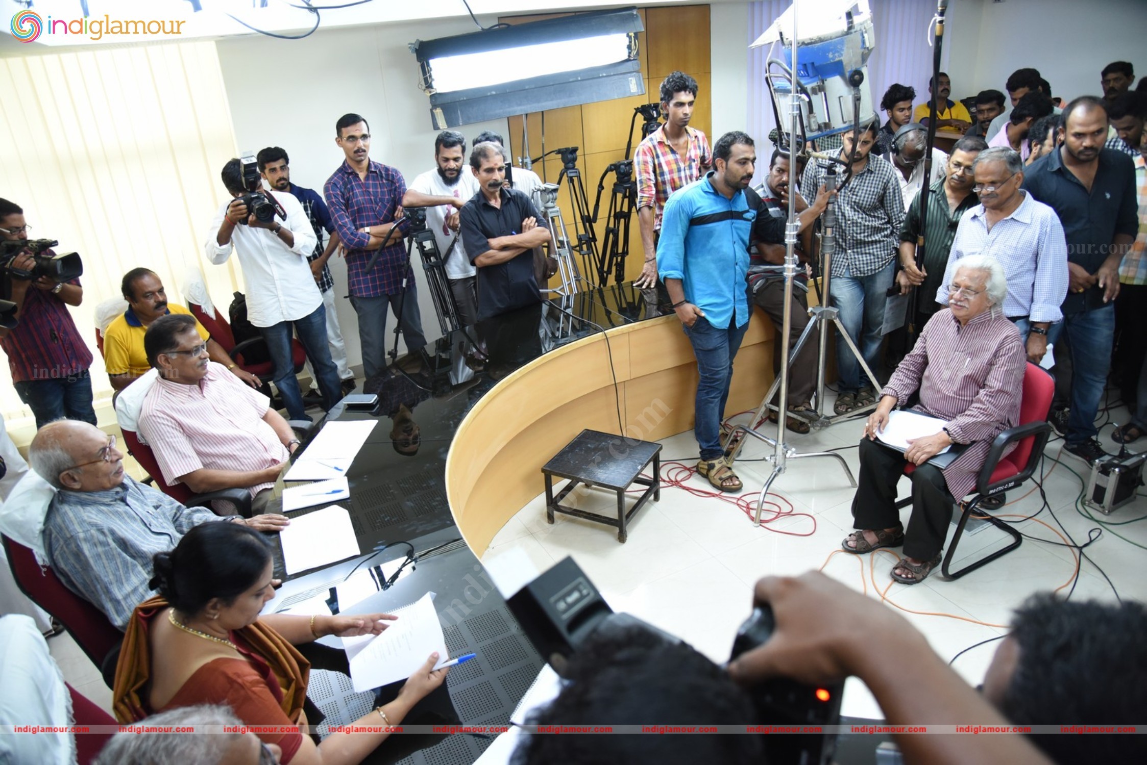 Pinneyum Movie Shooting Inauguration Event hd photo