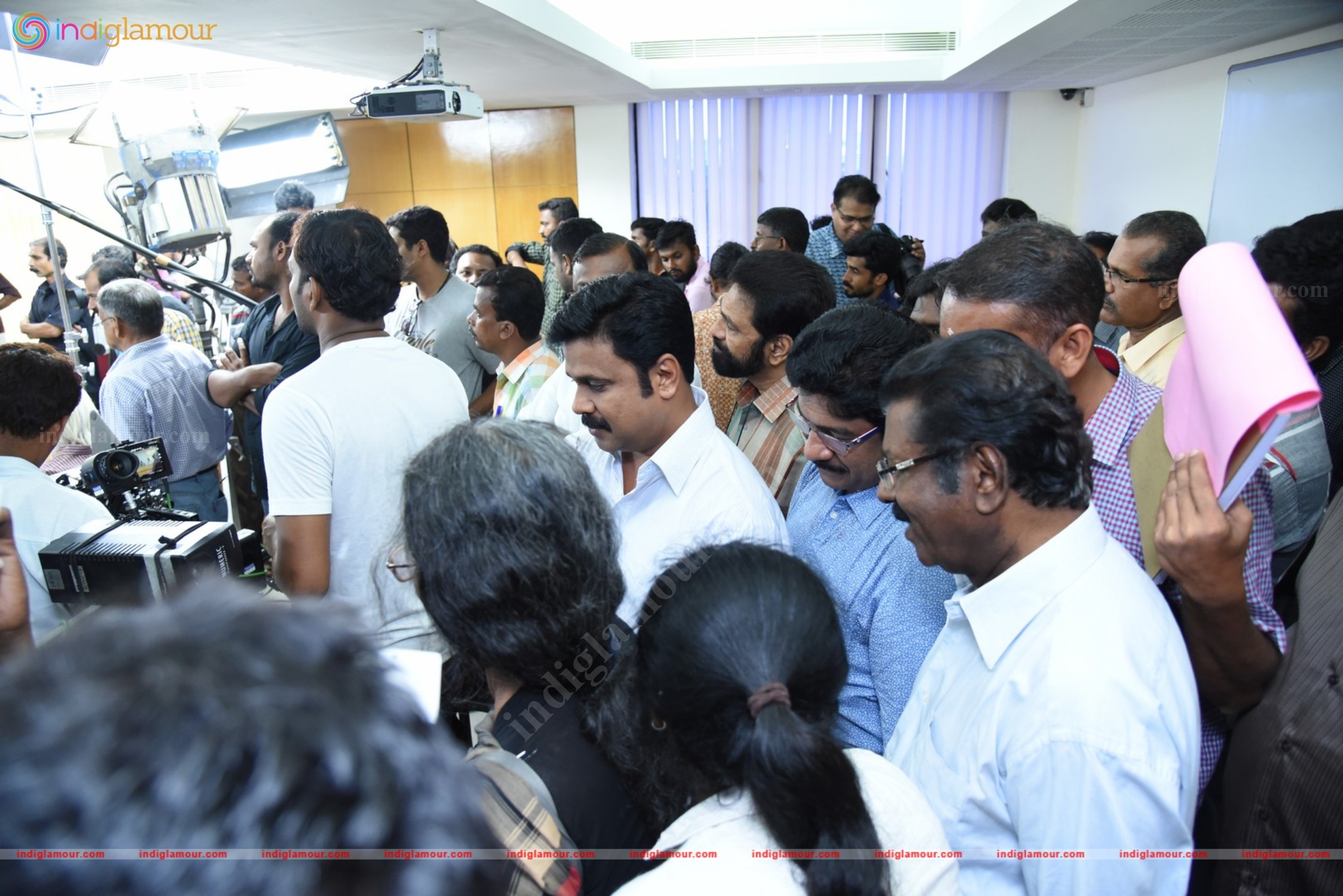 Pinneyum Movie Shooting Inauguration Event hd photo