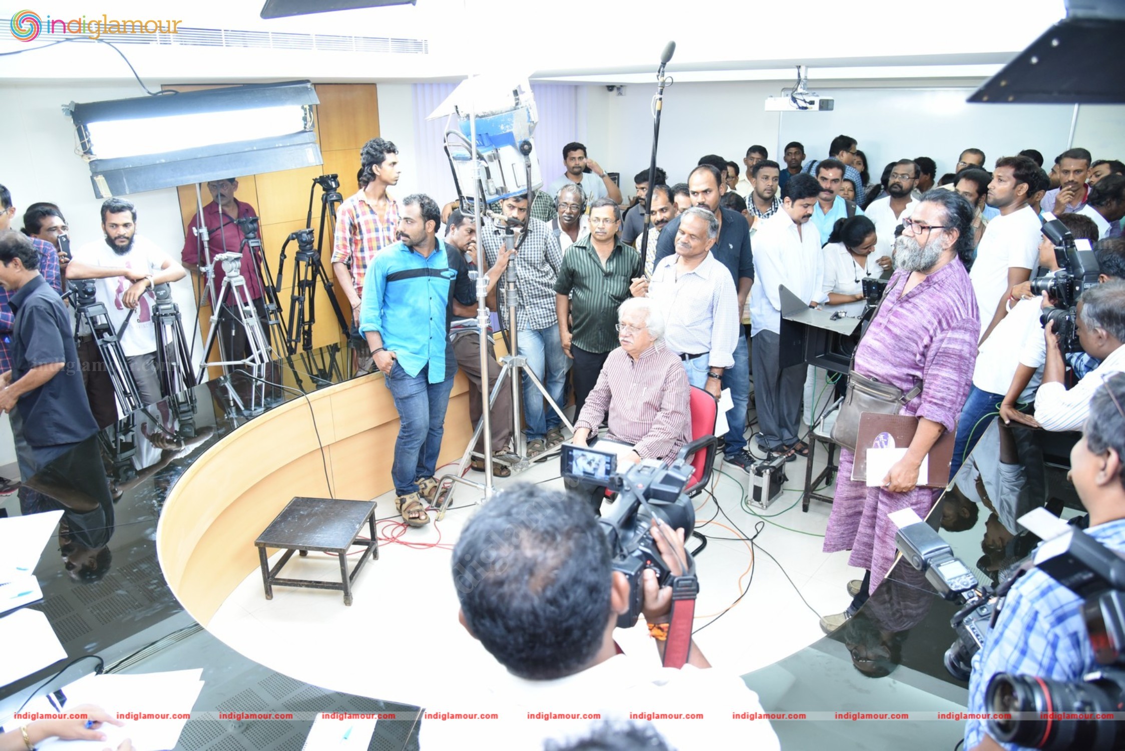 Pinneyum Movie Shooting Inauguration Event hd photo